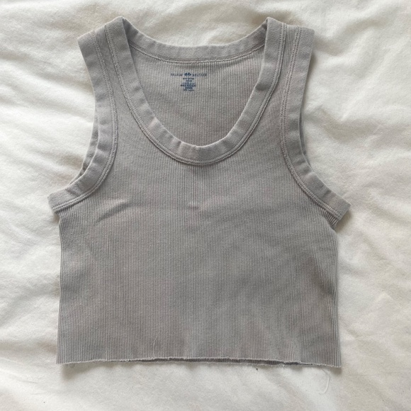 Brandy Melville Taupe Connor Ribbed Crop Tank - Picture 2 of 3